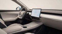 minimalist clean car tech